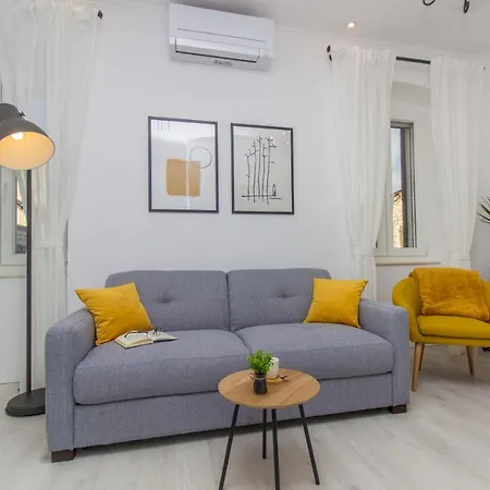 Apartment Ena ,City Center Sibenik Exterior photo